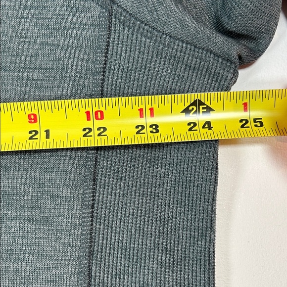 Under Armour 1/4 Zip Pullover Shirt Men’s XL Performance Loose Fleece ColdGear - Picture 3 of 7